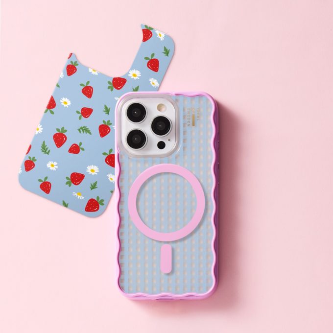 iPhone 16 Strawberry Crush Print Pack